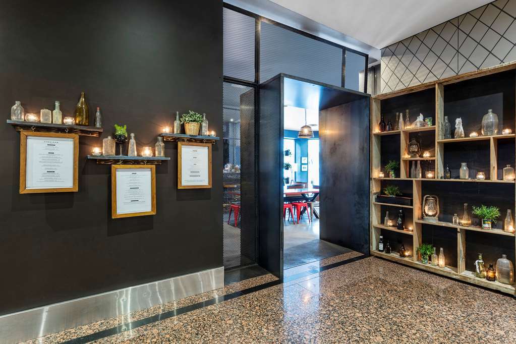 Hotel Vibe 4*