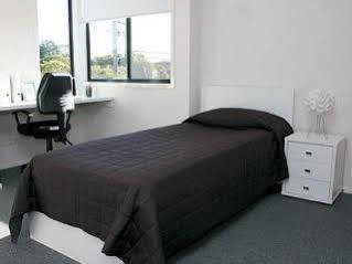 Aparthotel Macquarie Village 3*