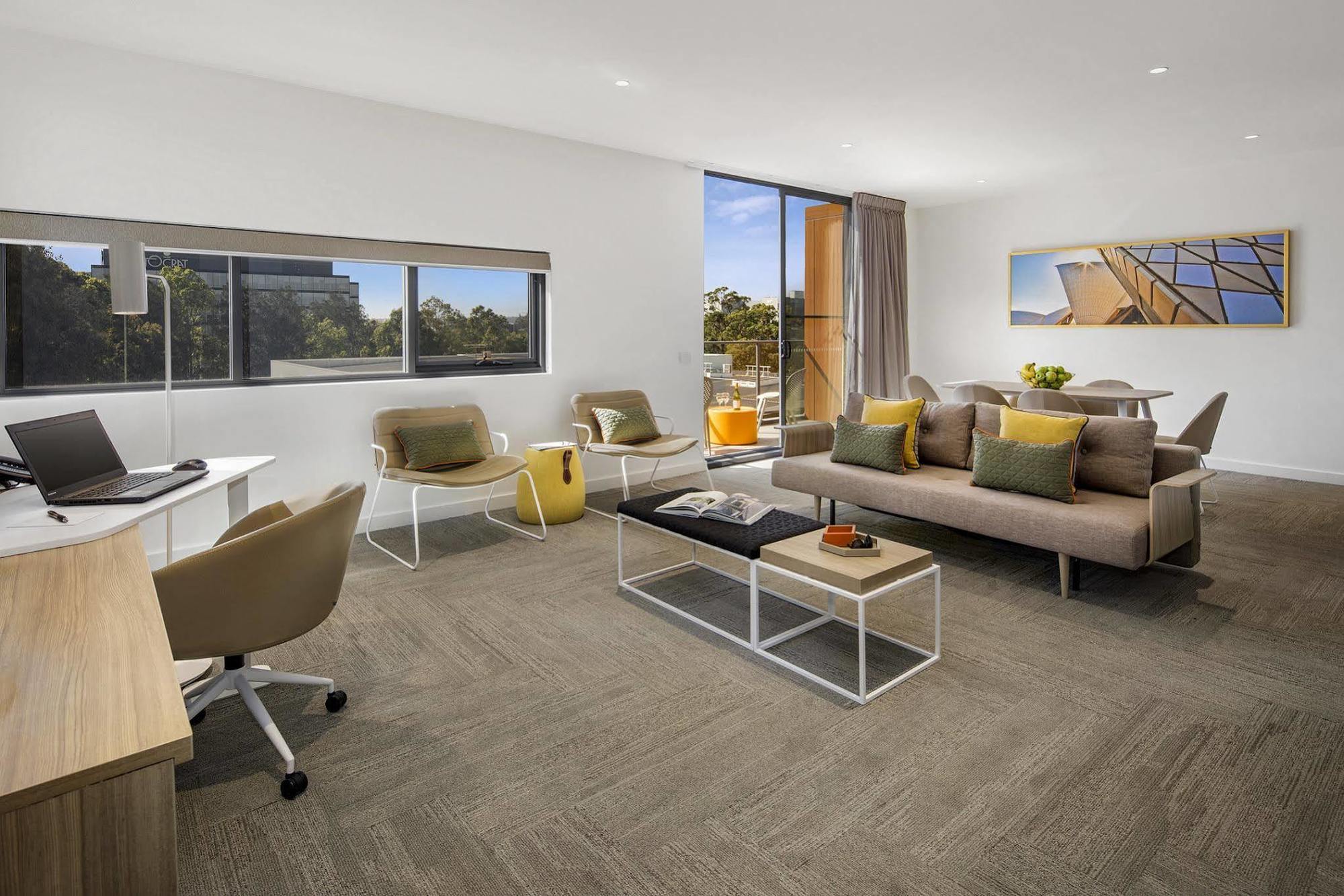 Aparthotel Quest Macquarie Park 4*