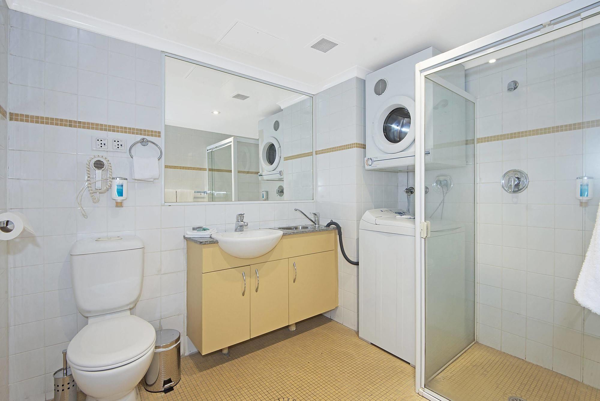 Nesuto Chippendale Aparthotel