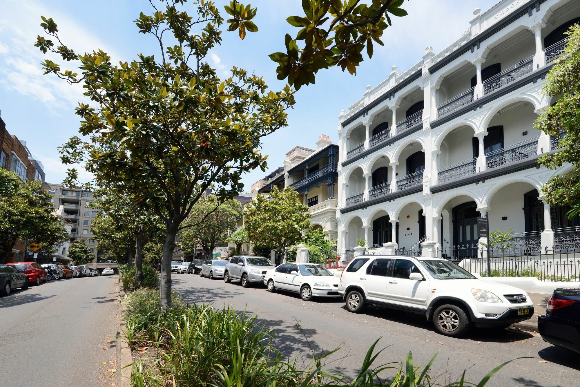 Hotel Challis Potts Point Sydney