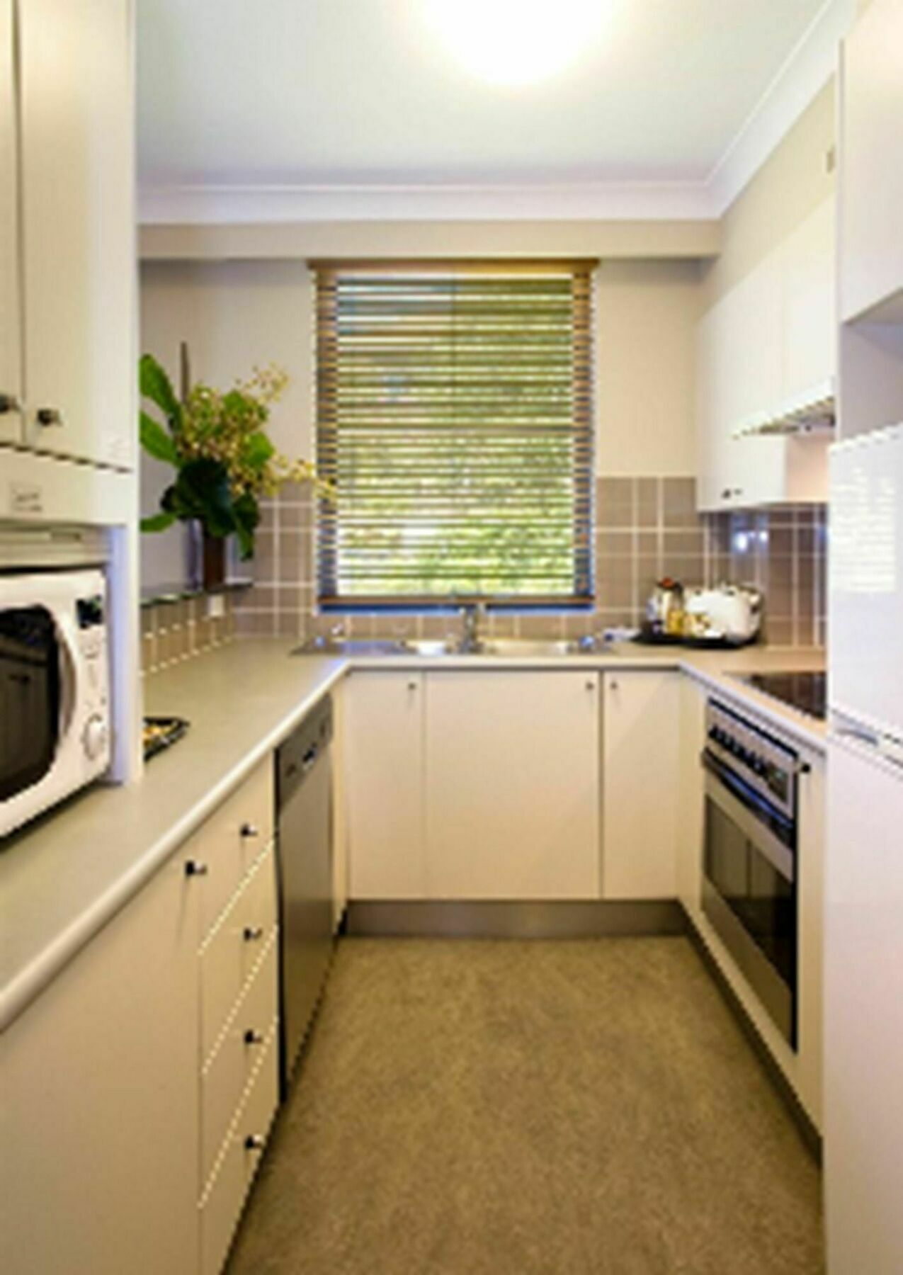 Adina Coogee 4* Sydney