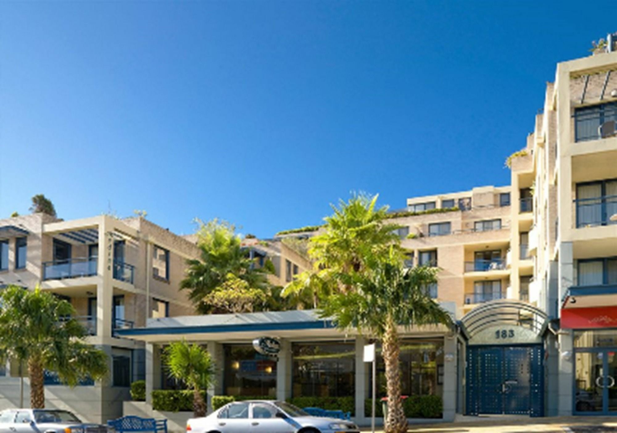 Adina Coogee