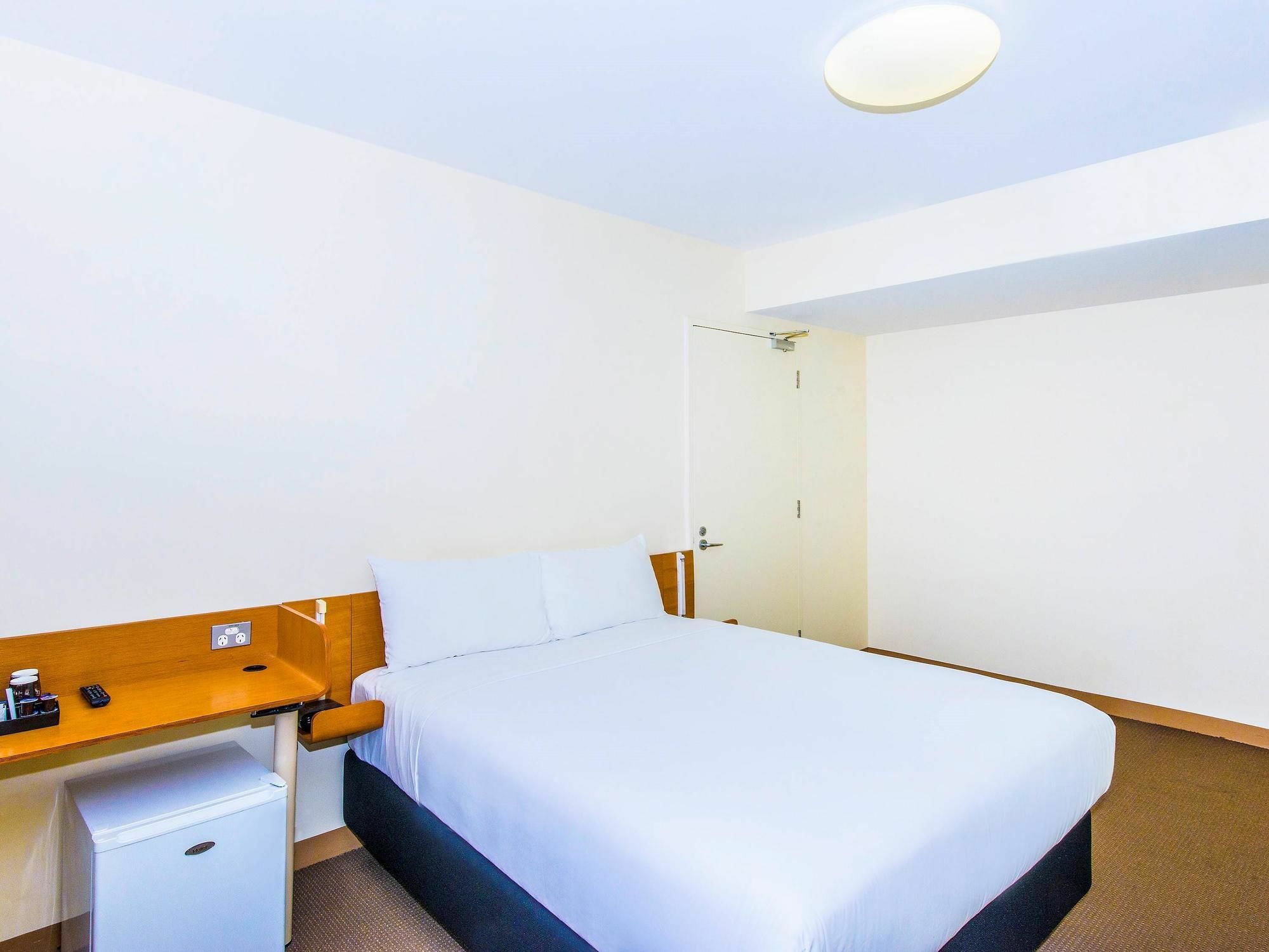 Ibis Budget Olympic Park 3*