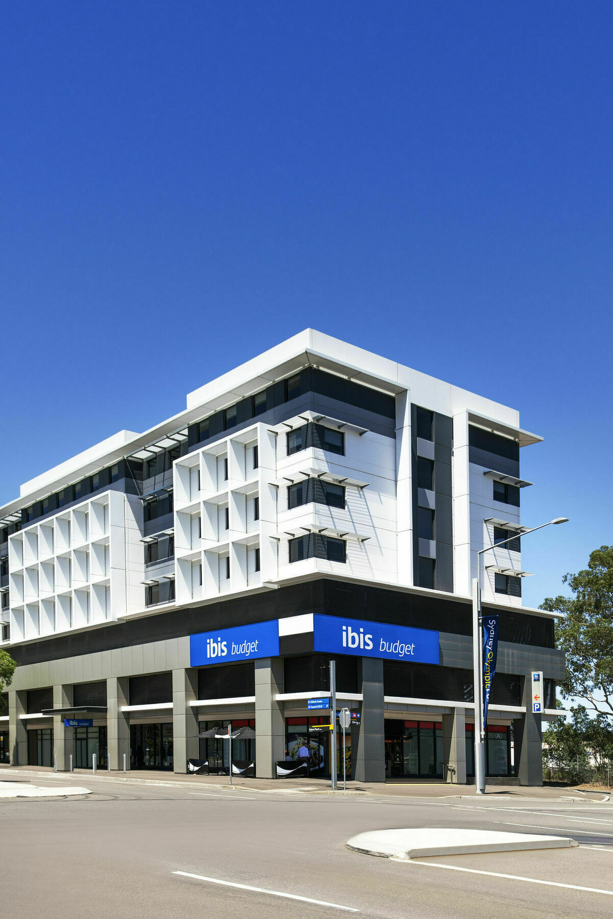 Ibis Budget Olympic Park Hotel Sydney