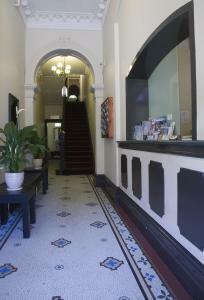 Challis Potts Point Hotel 3*
