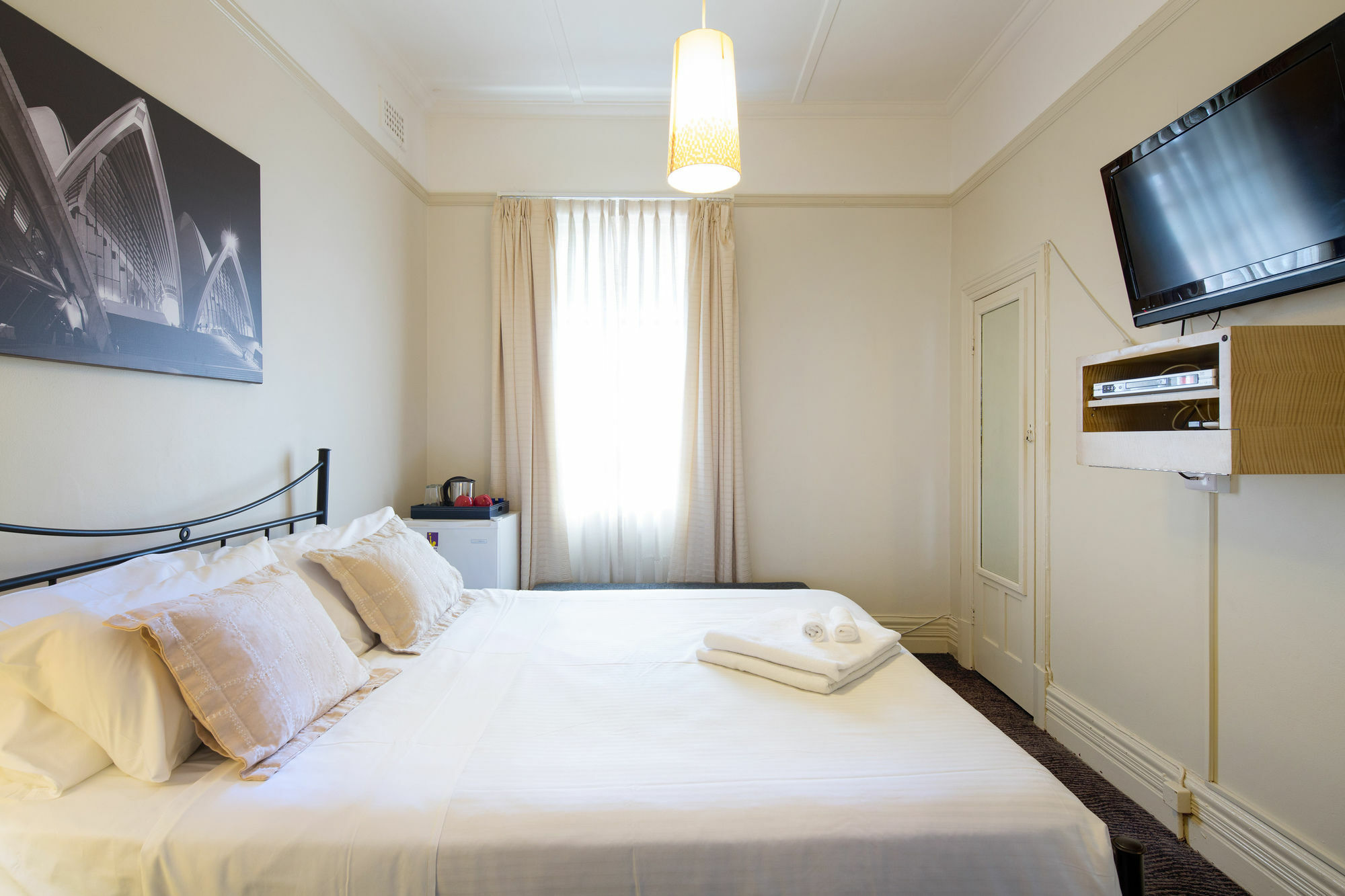 Hotel Neutral Bay Sydney