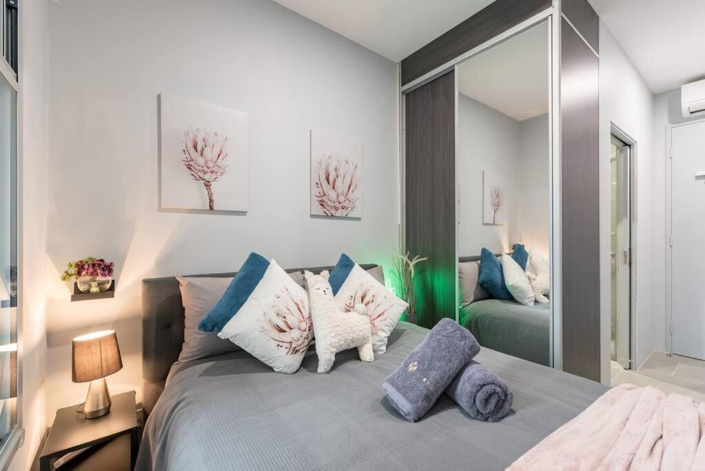 1 Private Double Bed With En *