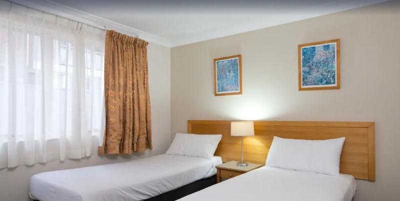Apx Parramatta Aparthotel 4*