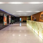 Meriton Suites Campbell Street, Sydney