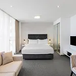 Meriton Suites Campbell Street, Sydney