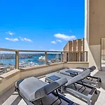 Comfy One Bedroom Apartment In Heart Of The Rocks