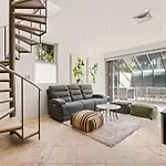 Spectacular Views In Kirribilli