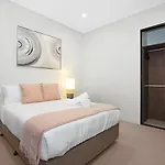 Luxury Waterfront Home @ Kyle Bay 3 Bedroom Duplex