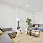 3 Bedrooms - Darling Harbour - Junction St