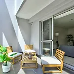 2 Bedroom Apartment - Darling Harbour - Queen St