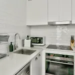 Spacious 3 Bedroom House City Centre Millers Point