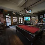 Bar Broadway