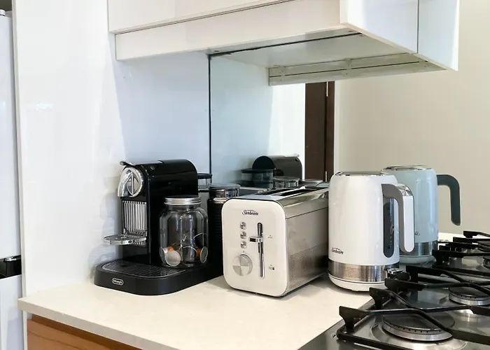 Stylish Apartment In The Heart Of Potts Point