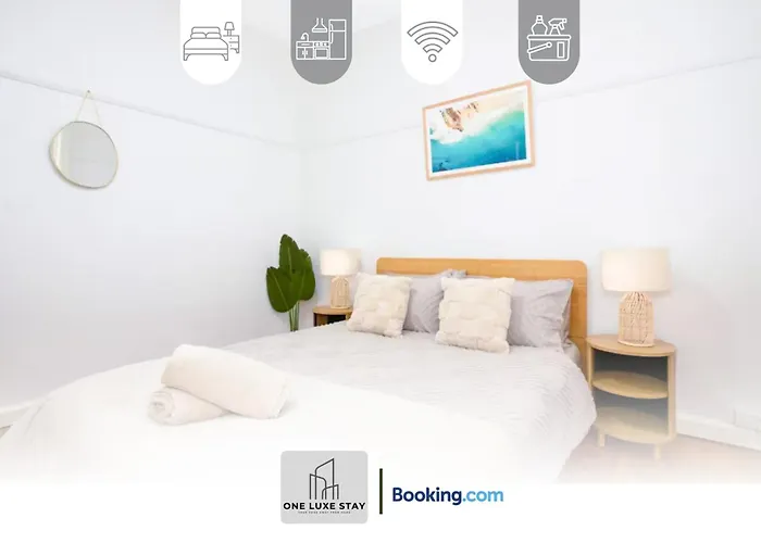 Centrally Located Ocean Retreat By One Luxe Stay Serviced Apartment & Vacation Rental Manly, Sydney Family & Couple Friendly Apartment