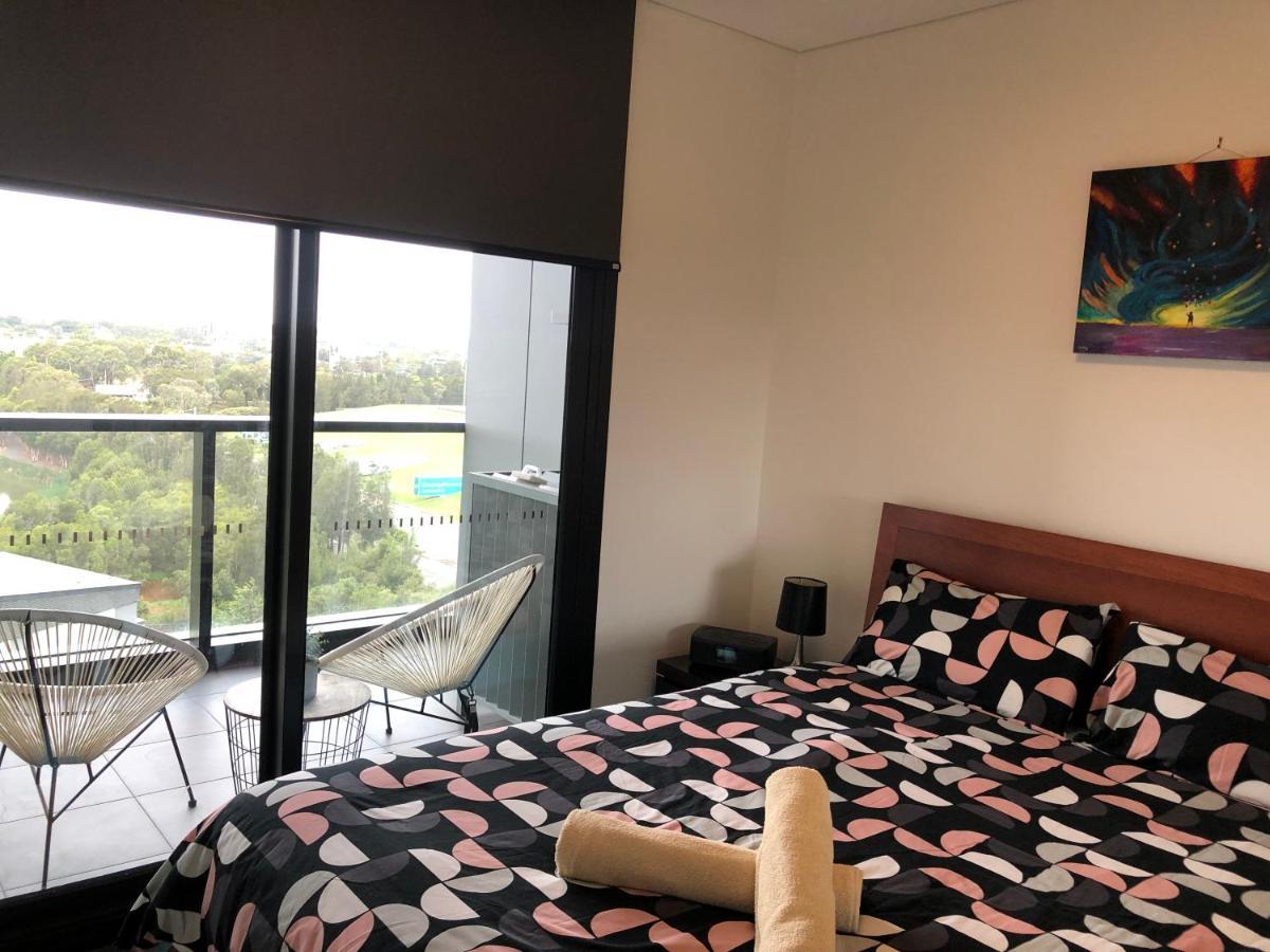 Parkview Modern W Parking @ Olympic Park Apartment