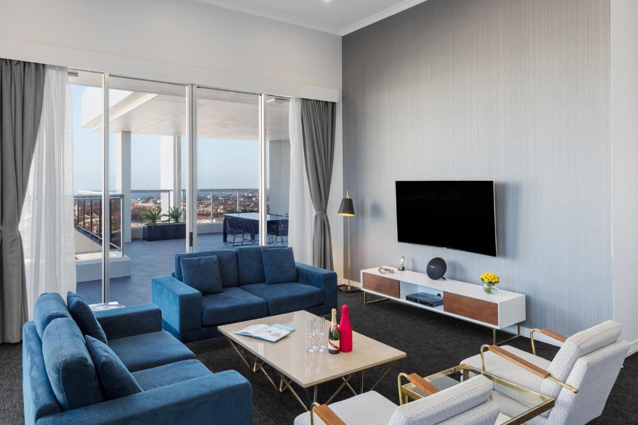 Meriton Bondi Junction