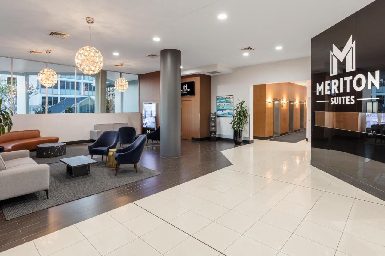 Meriton Bondi Junction Hotel 5*