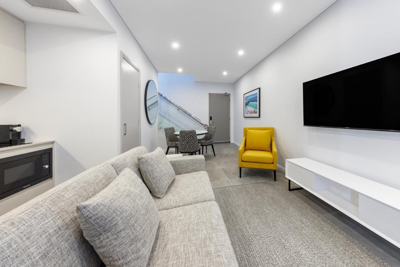 Meriton Bondi Junction Hotel 5*