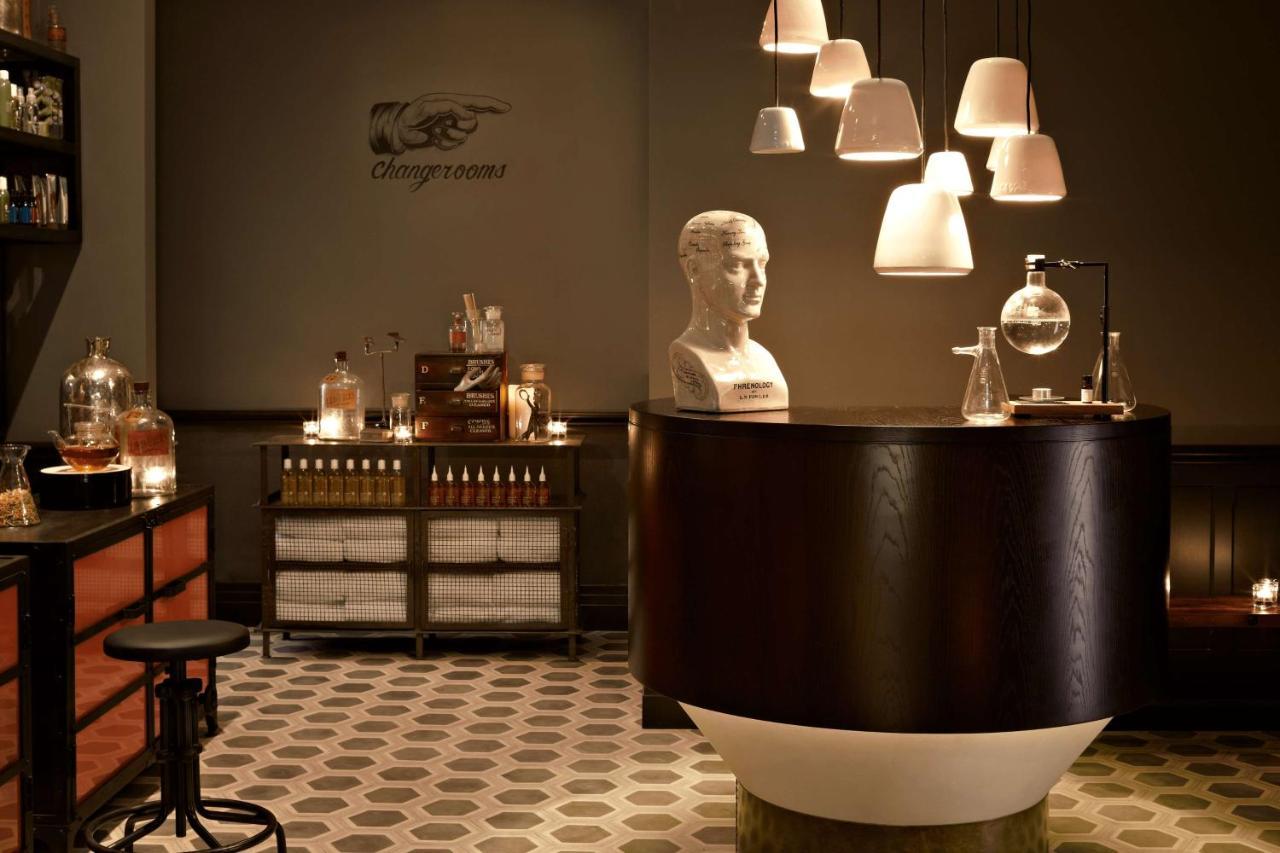 Qt Hotel Sydney