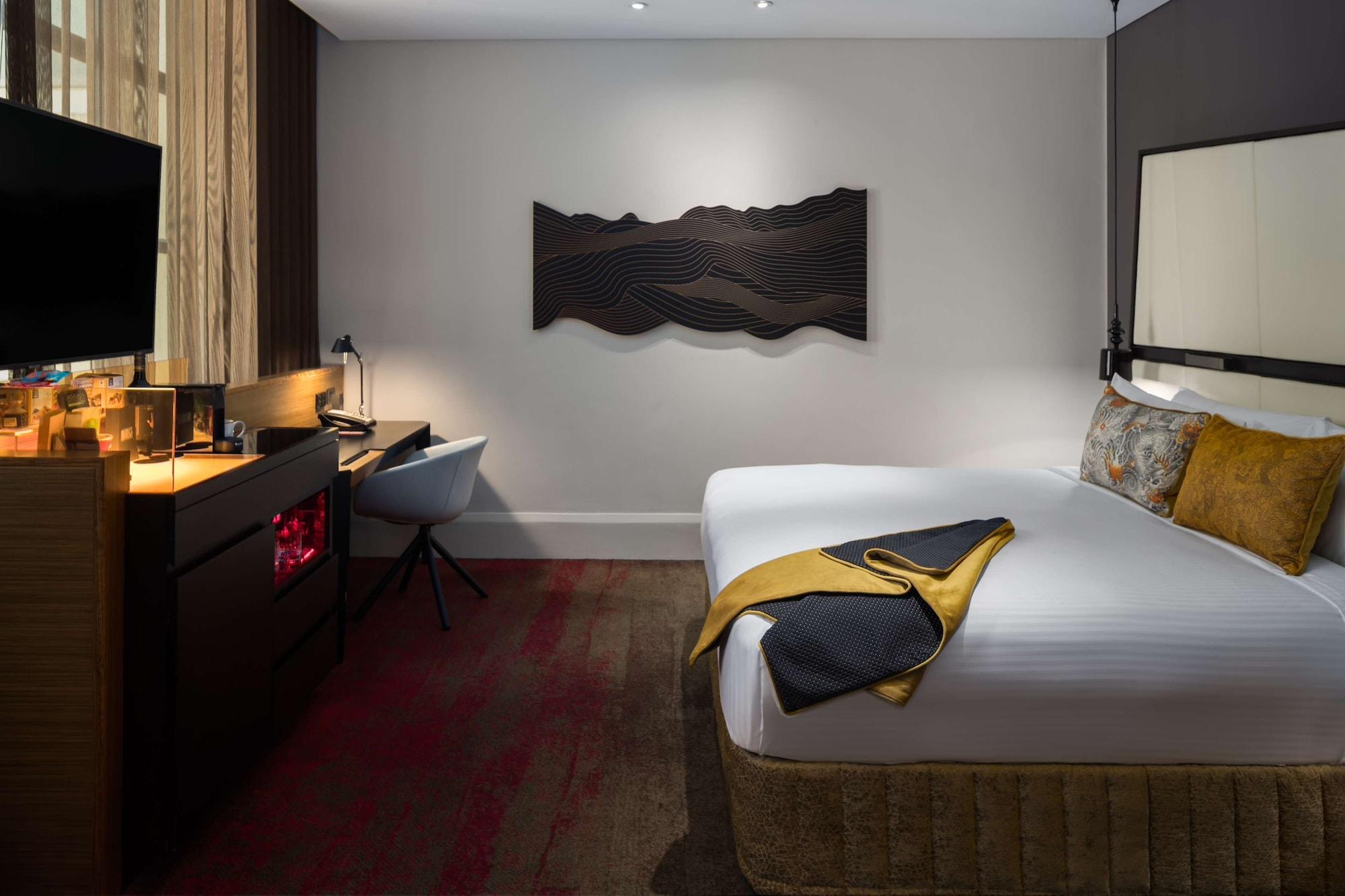 Hotel Qt Sydney