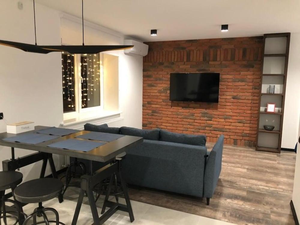 Park Regis Concierge 4*