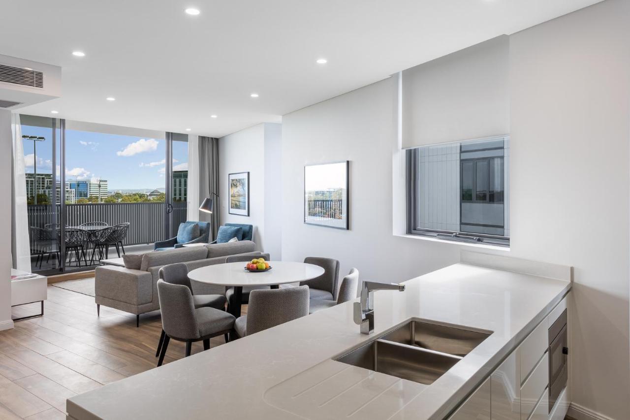 Meriton Coward Street, Mascot