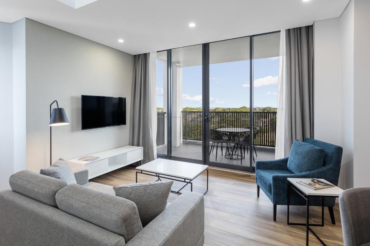 Meriton Coward Street, Mascot Sydney