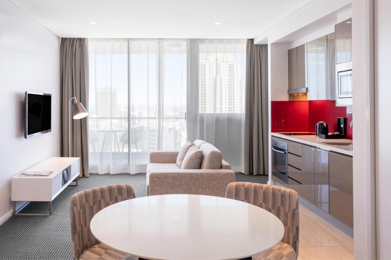 Meriton Campbell Street,