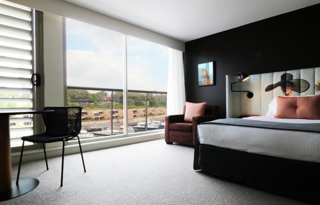 Ovolo Woolloomooloo Hotel Sydney
