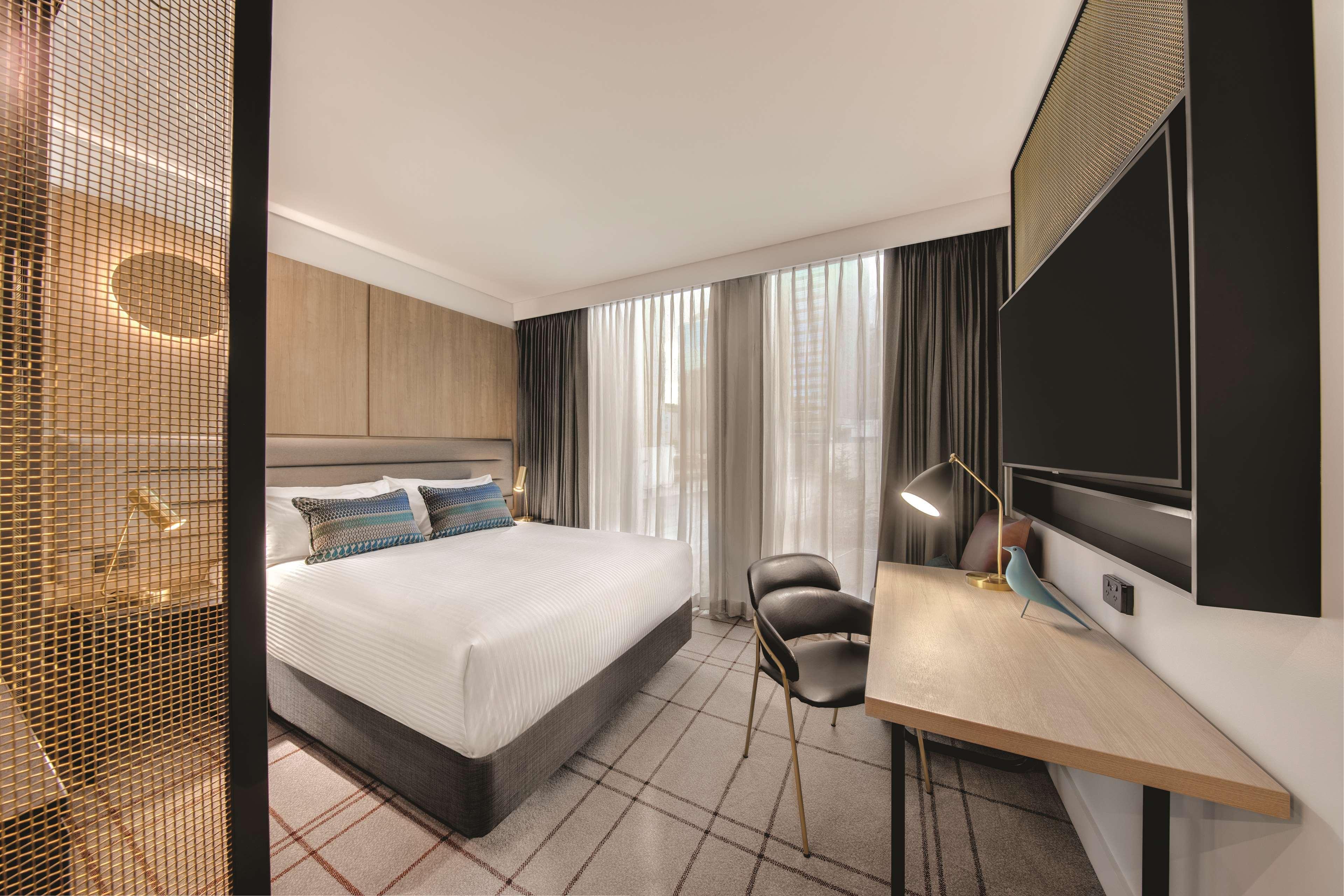 Vibe Darling Harbour Hotel Sydney