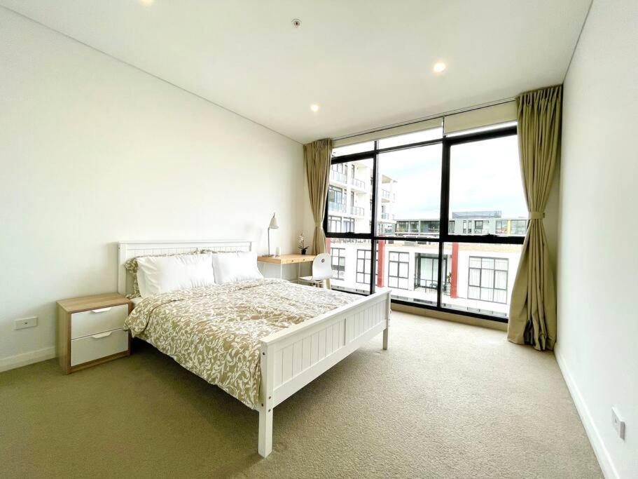 Water View 3 Bedroom Holiday With Free Park Sydney