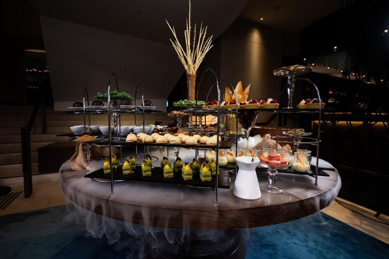 Hyatt Regency Hotel 5*
