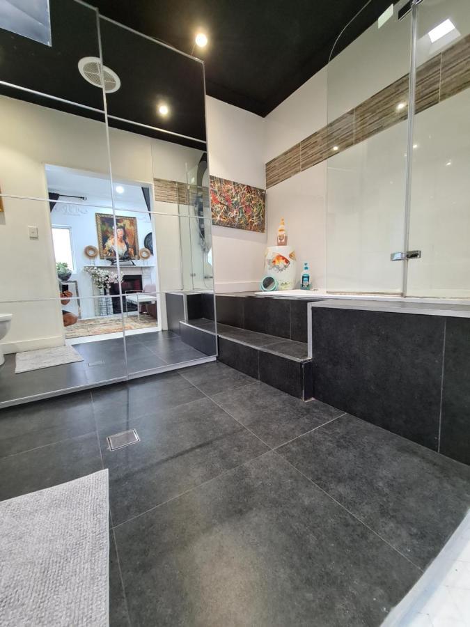 Bamboo House, Close To The & Airport & Train Station And Brighton Le Sands Holiday home