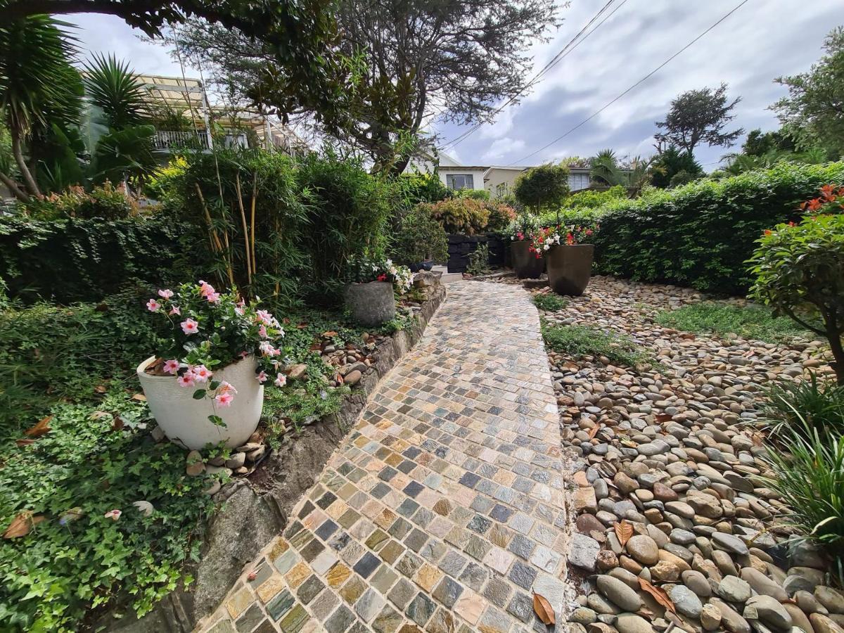 Holiday home Bamboo House, Close To The & Airport & Train Station And Brighton Le Sands Sydney