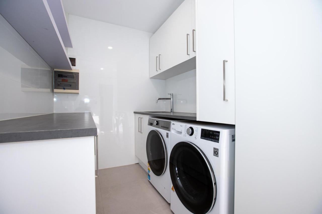 Holiday home Luxury Waterfront @ Kyle Bay 3 Bedroom Duplex