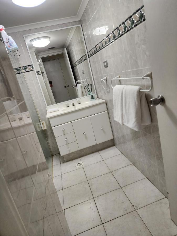Beautiful In Pyrmont Apartment
