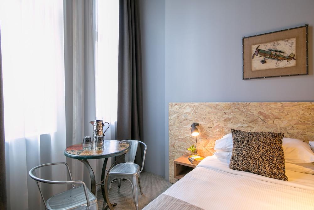 Hotel The Urban Newtown 4*