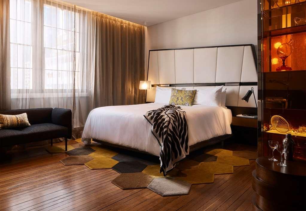 Qt Hotel Sydney