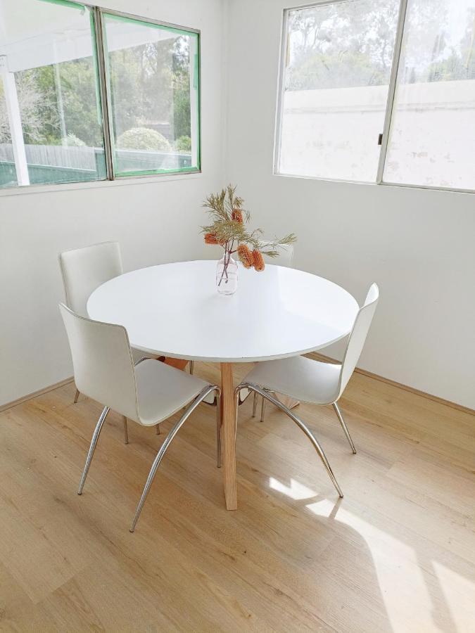 Homestay Stylish Queen 1min Walk To Station 5min To 10min To Airport