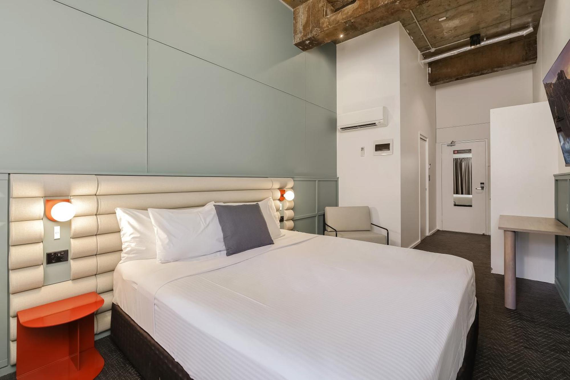 The Urban Newtown Hotel 4*