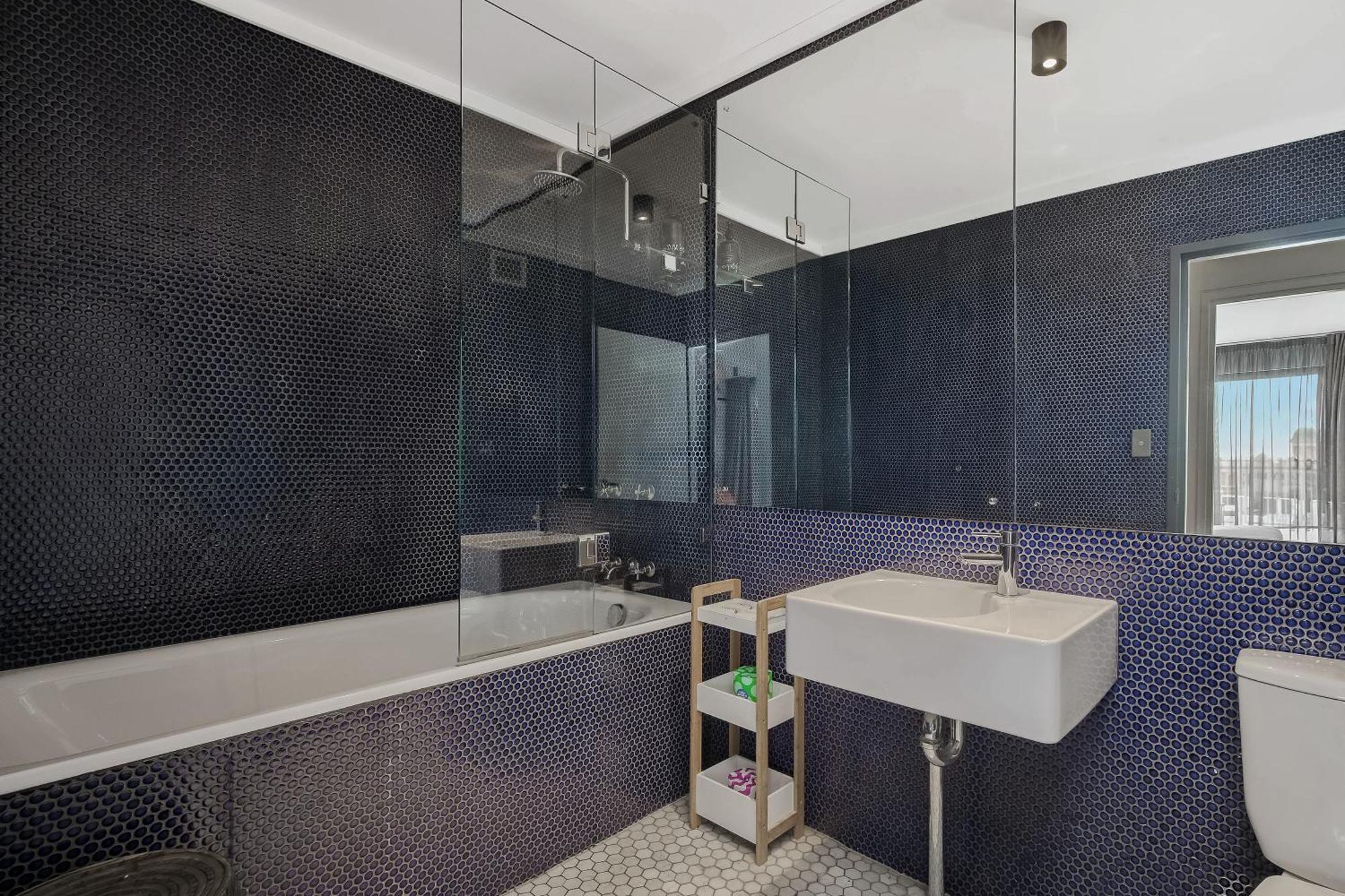 The Urban Newtown 4*