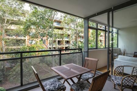Treetops Erskineville W Parking & Aircon Apartment Sydney