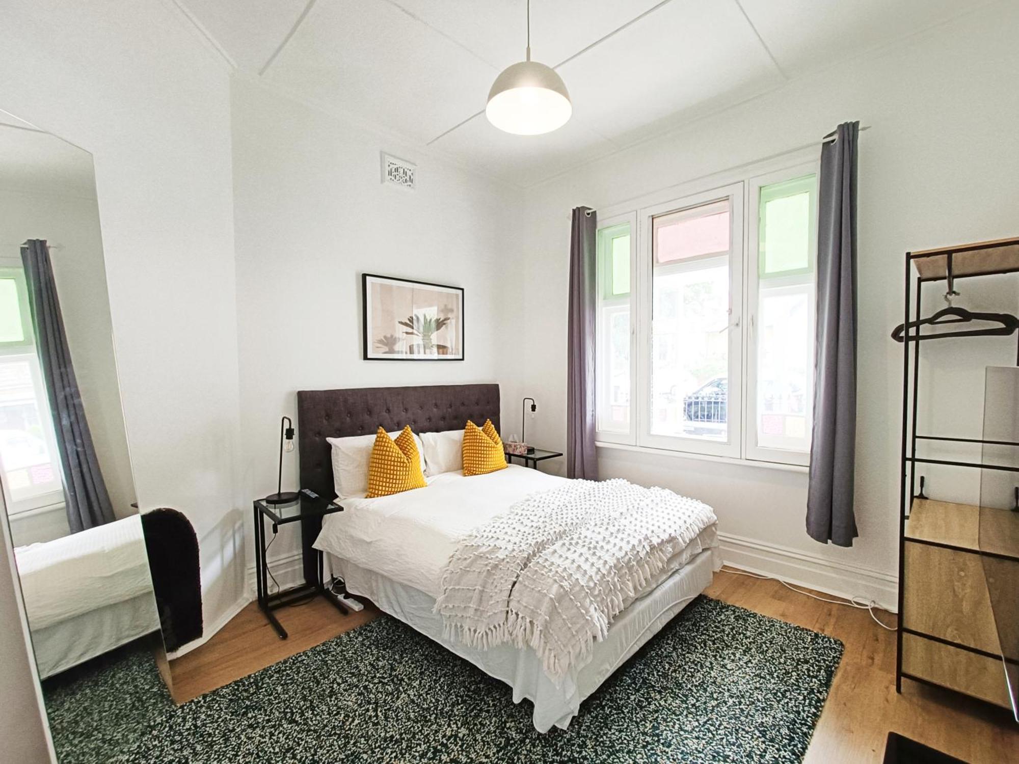 Stylish Queen 1min Walk To Station 5min To 10min To Airport Homestay *