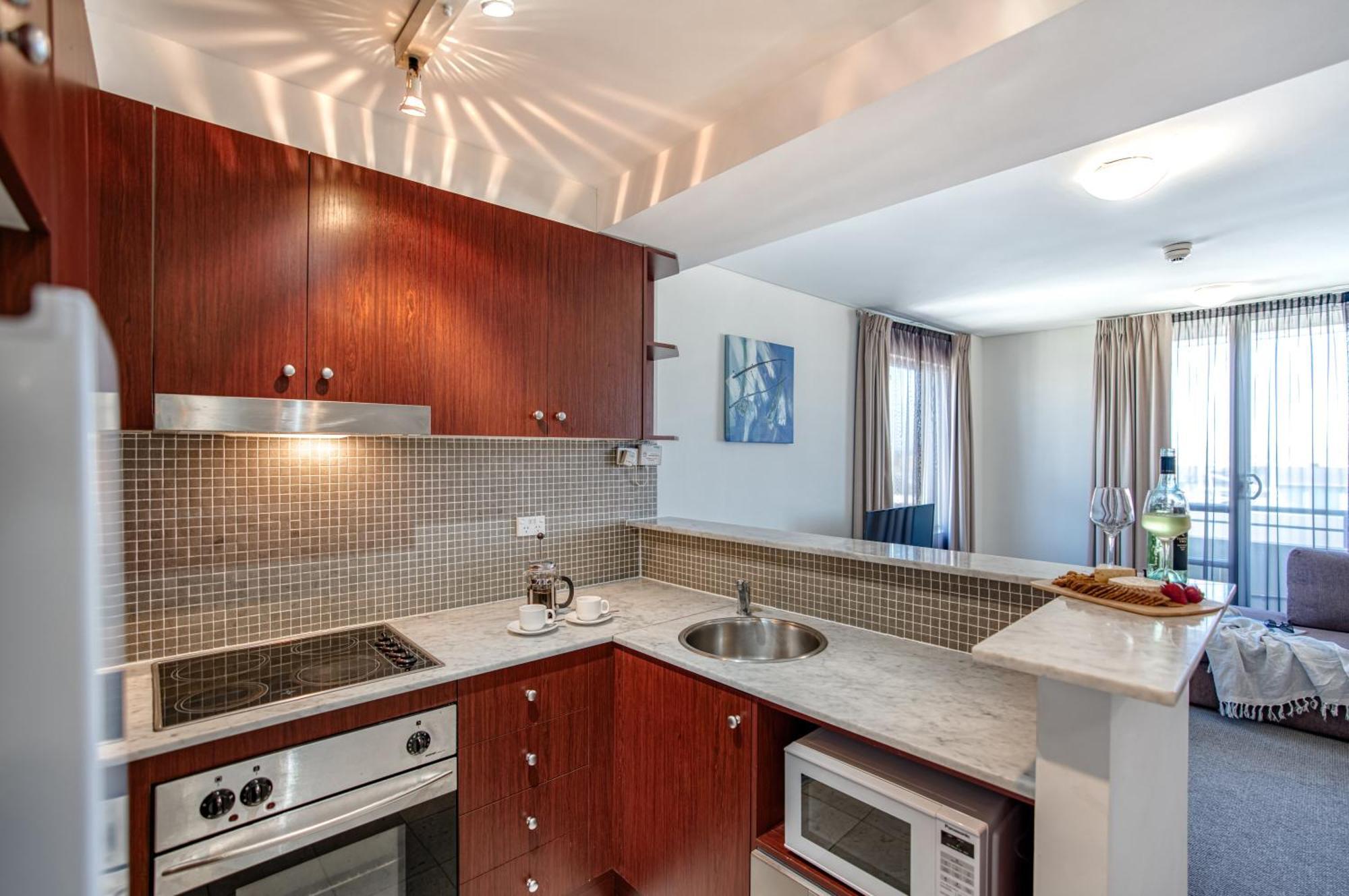 Park Regis Concierge Aparthotel 4*